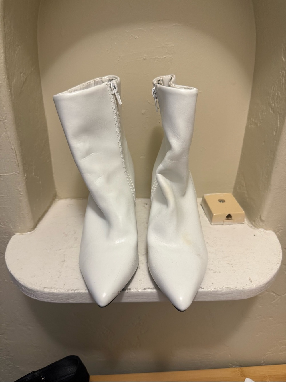 Qupid white pointed-toe heeled ankle boots